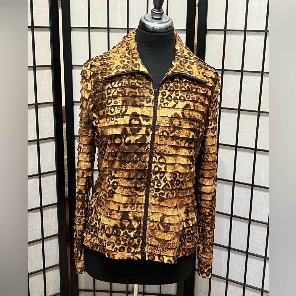 CLARA S. Vintage Animal Print Ruffled Zip-Front Jacket - Gold Brown WOMEN SIZE L